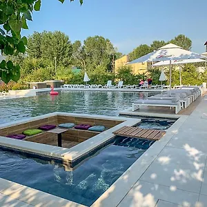 Hotel apartamentowy Bora Bora, Velipojë